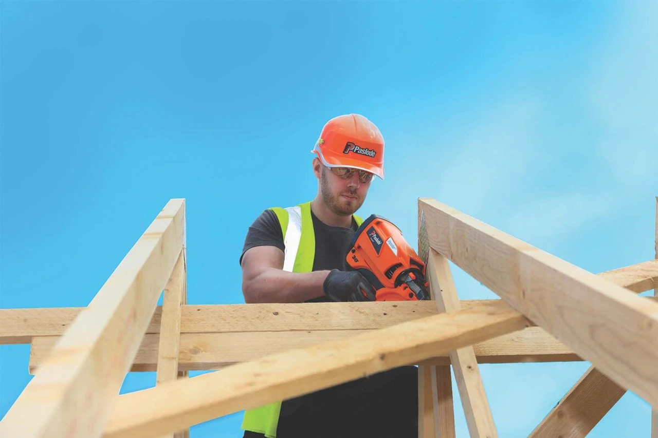 Paslode IM350+ Li-ion Gas Framing Nailer (905900) - Image 6